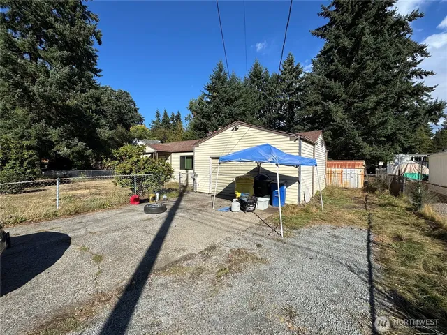 $750,000 | 11854 3rd Avenue South, Seattle, WA 98168