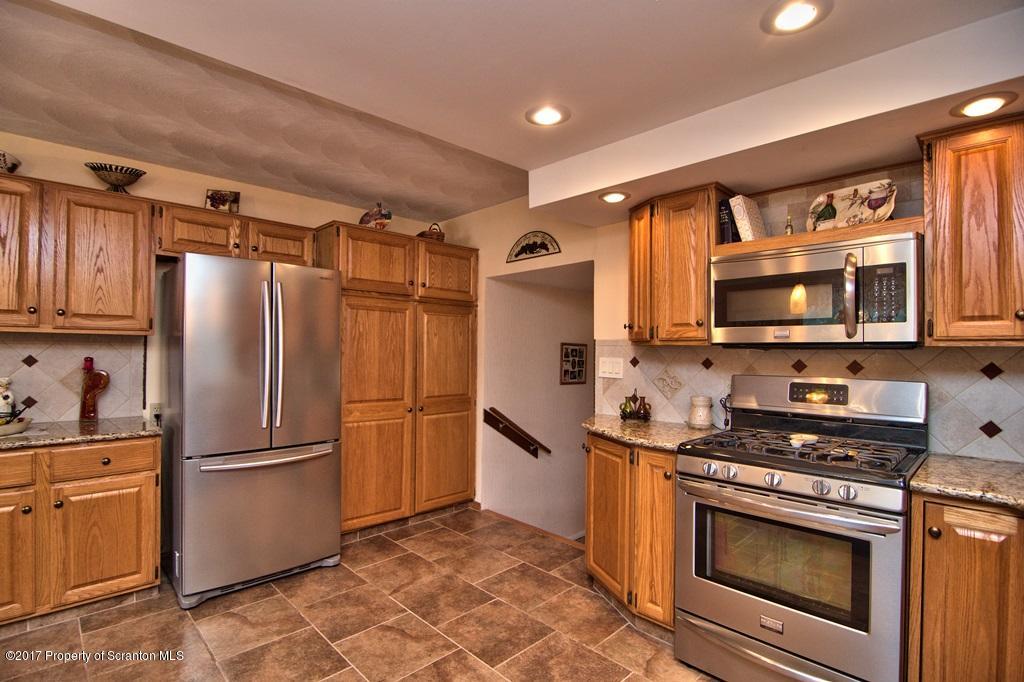 206 Brookside Road Dalton, PA 18414 - Photo 13 of 69 Gallery Image 13