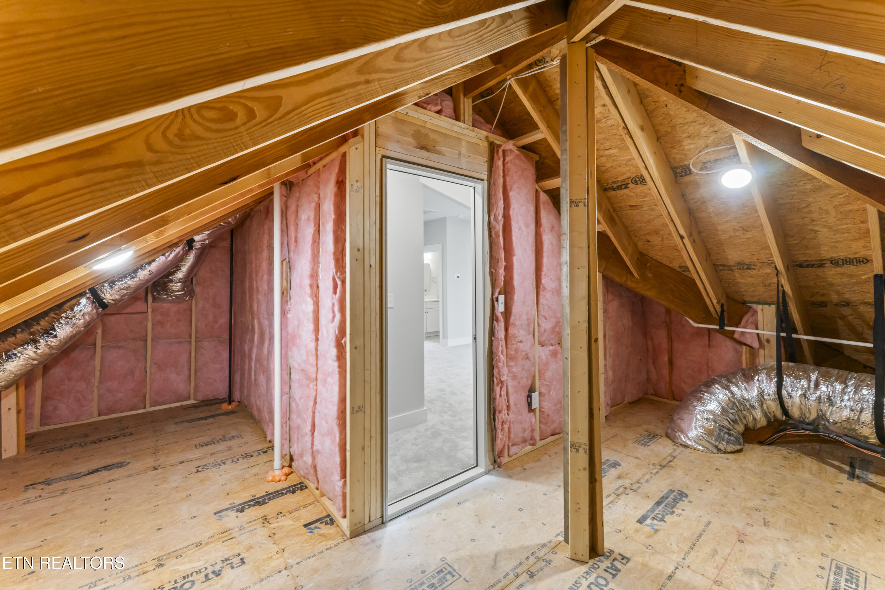 85 Royal Troon Circle Oak Ridge, TN 37830 - Photo 33 of 54 More Storage Space