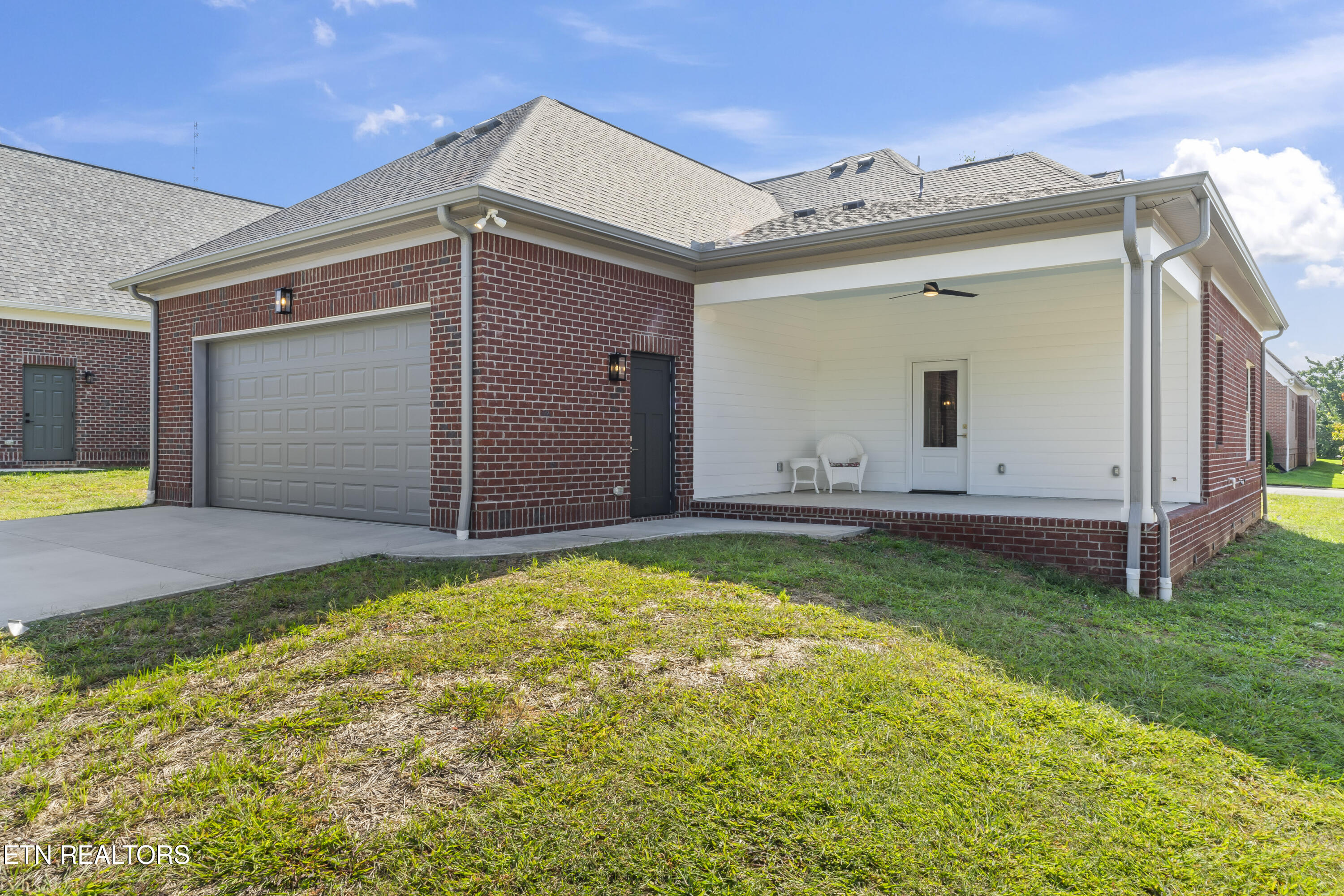 85 Royal Troon Circle Oak Ridge, TN 37830 - Photo 38 of 54 Covered Porch