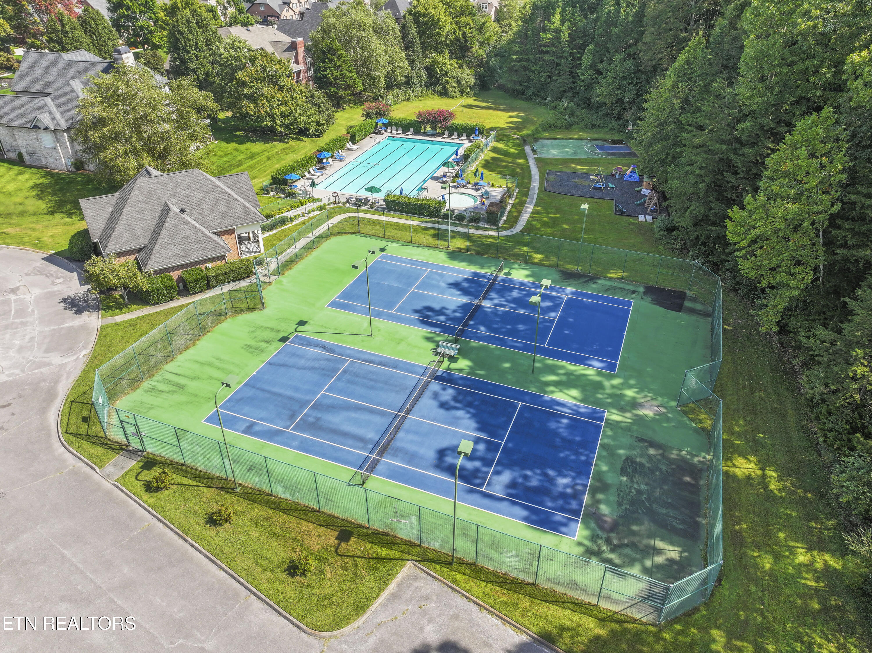 85 Royal Troon Circle Oak Ridge, TN 37830 - Photo 44 of 54 print_quality-DJI_20250917234057_0029_D