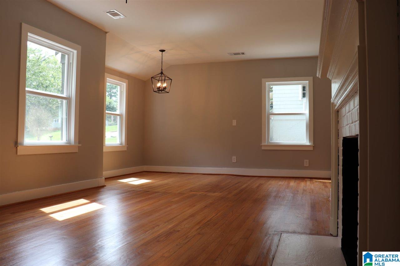 204 West Bay Street Sylacauga, AL 35150 - Photo 12 of 46