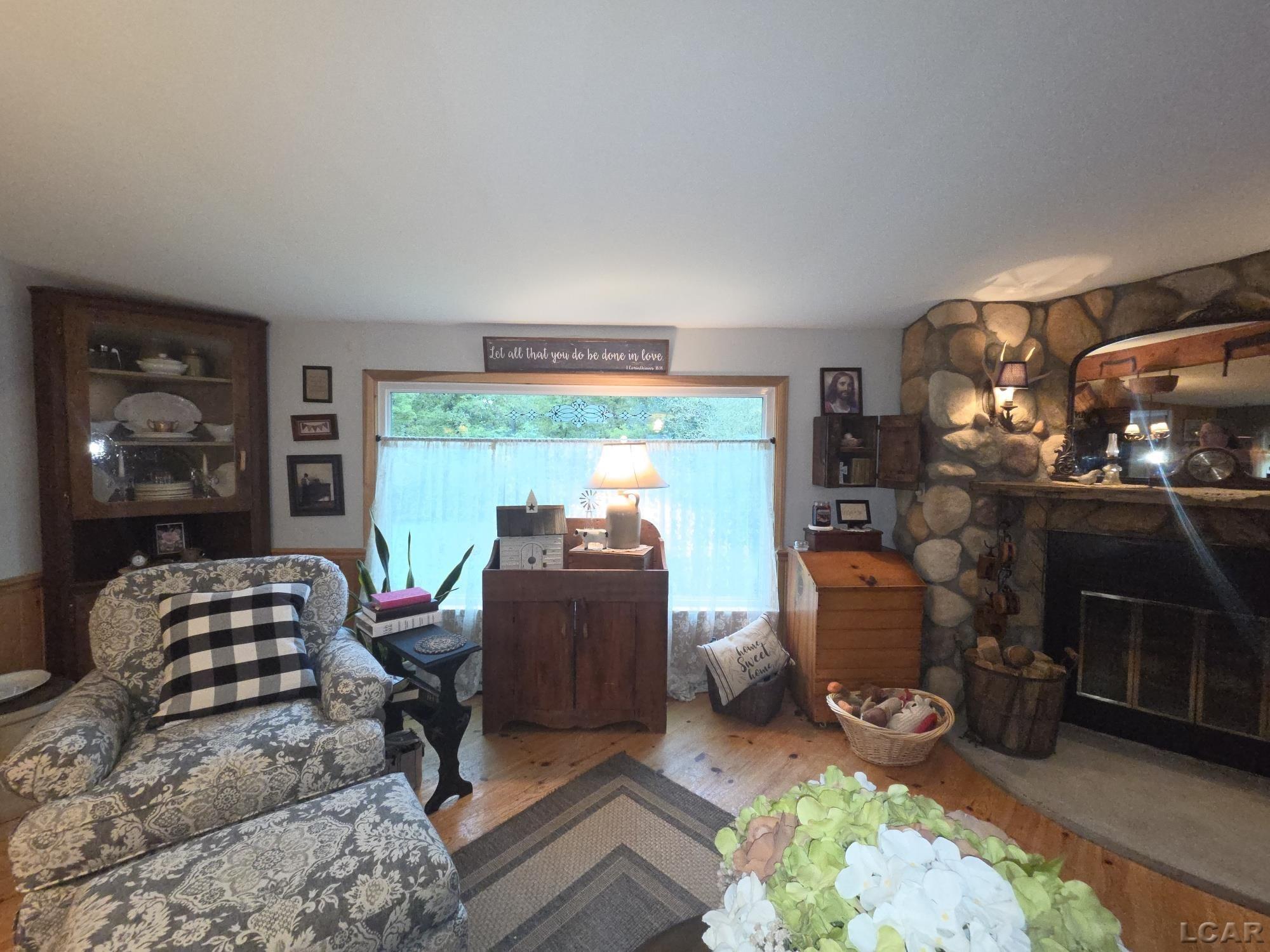 942 Munith Road Jackson, MI 49201 - Photo 29 of 50 50222367-79c5a264-9b4c-4c34-919f-d0d5f600e34a.JPG