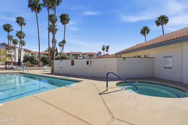 $185,000 | 17404 North 99th Avenue, Unit 307, Sun City, AZ 85373