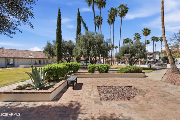 $185,000 | 17404 North 99th Avenue, Unit 307, Sun City, AZ 85373