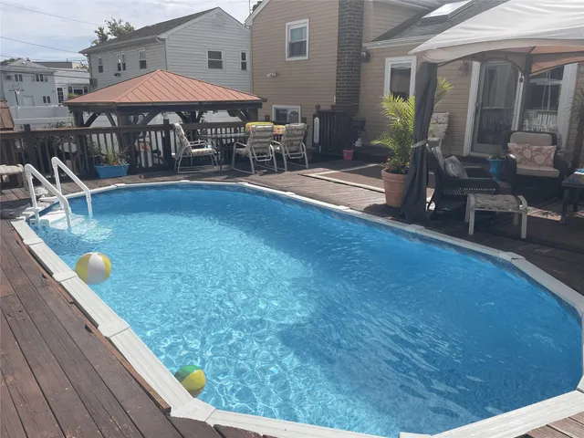 $1,050,000 | 22 Cheshire Road, Inwood, NY 11096