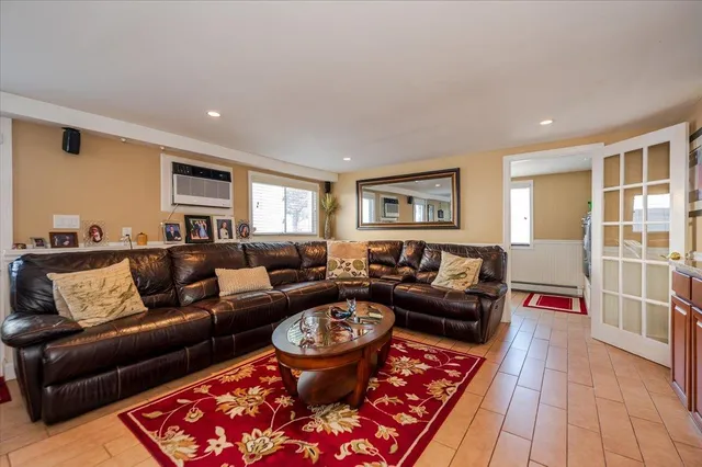 $1,050,000 | 22 Cheshire Road, Inwood, NY 11096