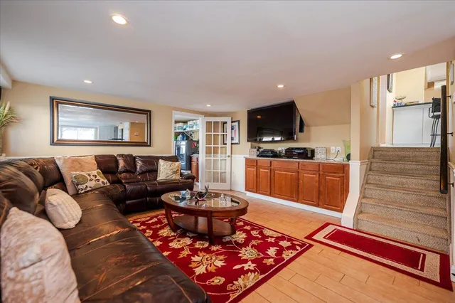 $1,050,000 | 22 Cheshire Road, Inwood, NY 11096