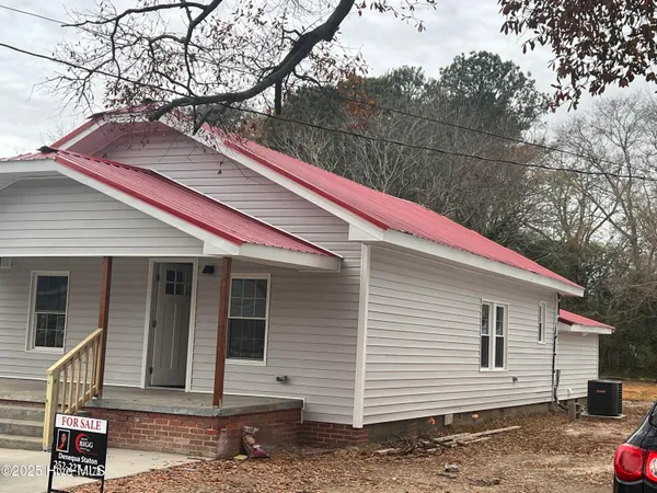 $1,900 | 3741 James Street, Bethel, NC 27812