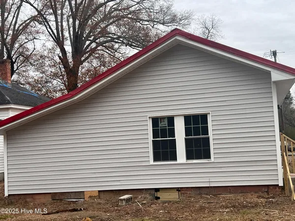 $1,900 | 3741 James Street, Bethel, NC 27812