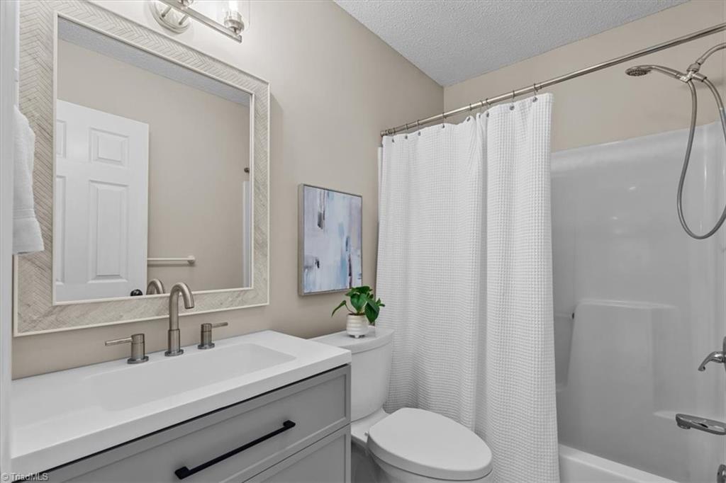 717 Guilford Road Jamestown, NC 27282 - Photo 39 of 50