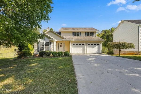 $399,999 | 3652 Deland Drive, Kingsport, TN 37664