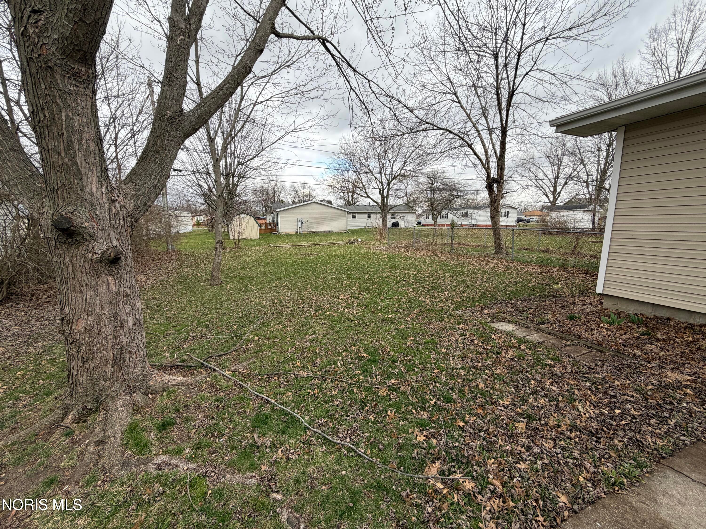 835 Bell Street Defiance, OH 43512 - Photo 13 of 15 IMG_5169