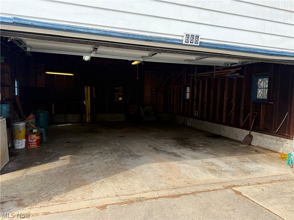 668 Springview Road East Liverpool, OH 43920 - Photo 3 of 18 Gallery Image 3