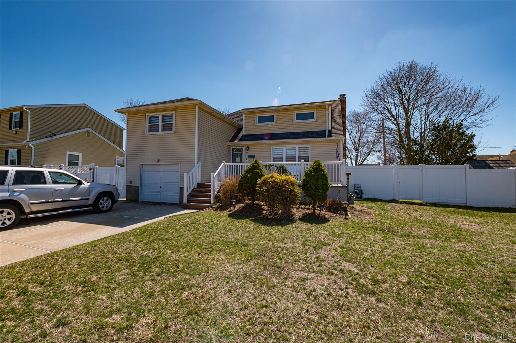 33 Soloff Road Massapequa, NY 11758 - Photo 2 of 42