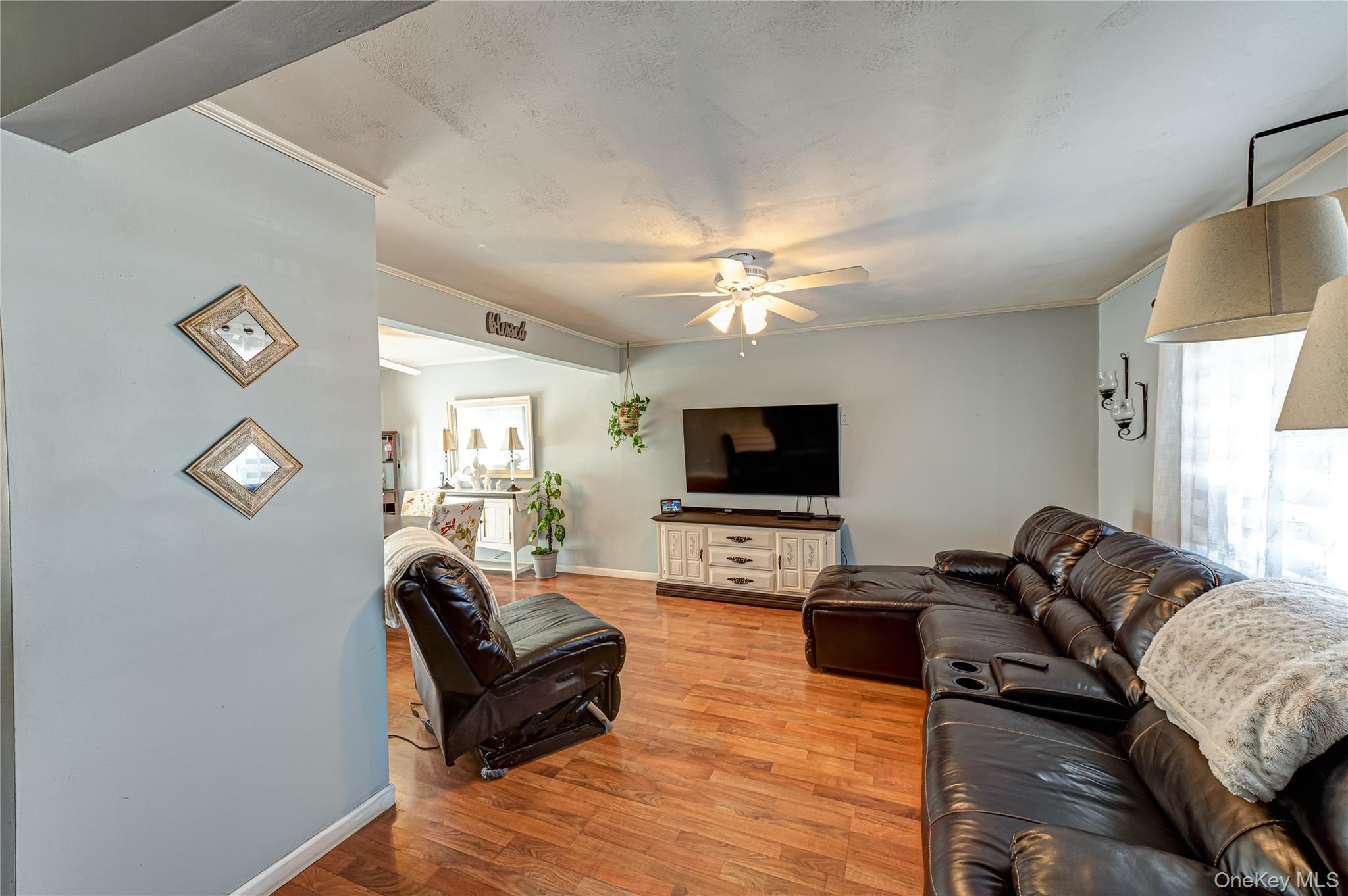 33 Soloff Road Massapequa, NY 11758 - Photo 27 of 42