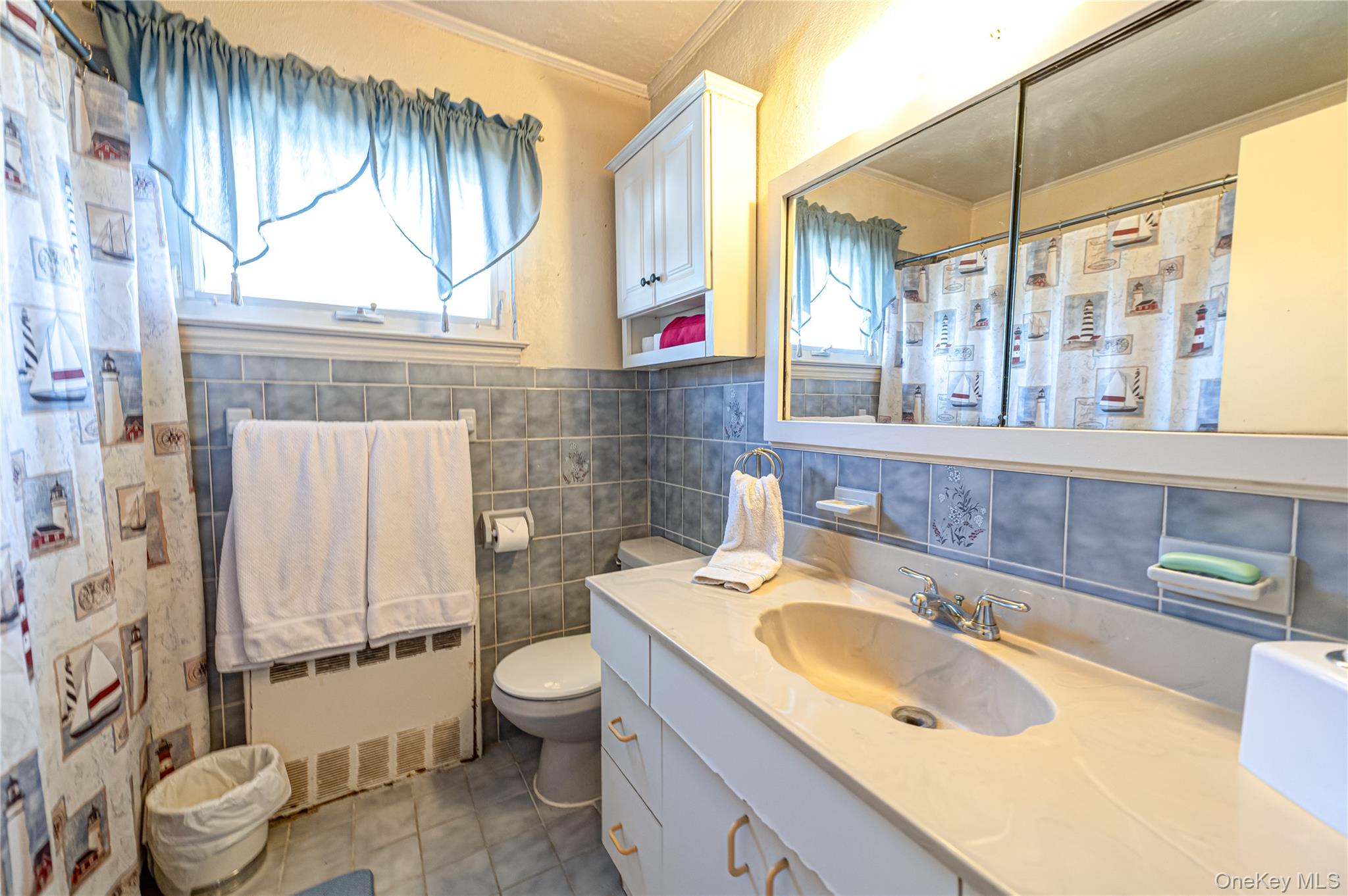 33 Soloff Road Massapequa, NY 11758 - Photo 9 of 42