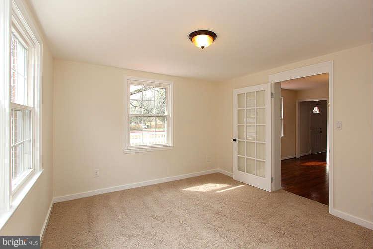 9601 Atom Road Clinton, MD 20735 - Photo 14 of 30 Interior (General)