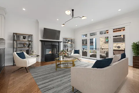 $1,799,000 | 4336 North Claremont Avenue, Chicago, IL 60618
