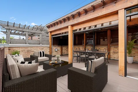$1,799,000 | 4336 North Claremont Avenue, Chicago, IL 60618
