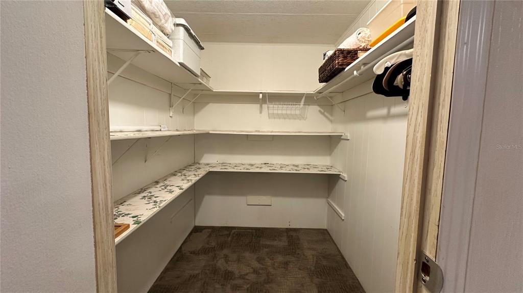 5619 Bayshore Road, Unit 163 Palmetto, FL 34221 - Photo 26 of 44 a utility room with washer and dryer