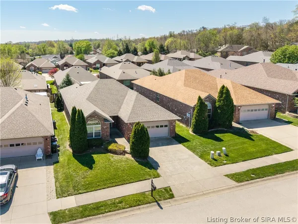 $285,000 | 3035 Barrington Court, New Albany, IN 47150