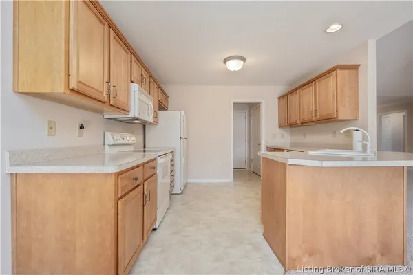 $285,000 | 3035 Barrington Court, New Albany, IN 47150