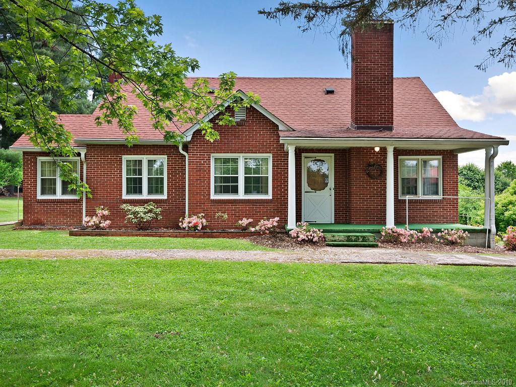 598 Thompson Cove Road Clyde, NC 28721 - Photo 1 of 21