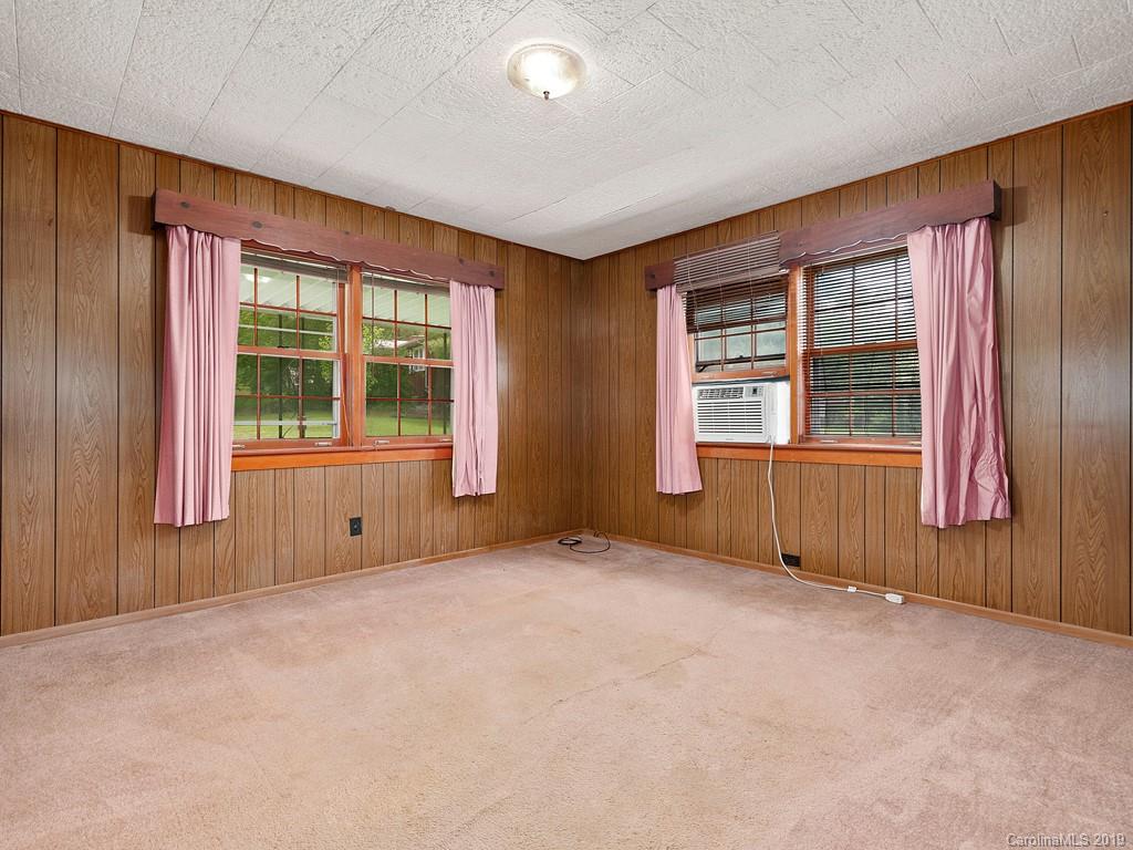 598 Thompson Cove Road Clyde, NC 28721 - Photo 12 of 21
