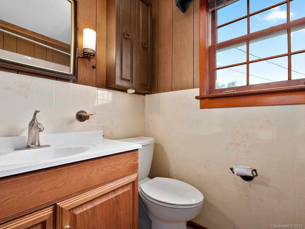598 Thompson Cove Road Clyde, NC 28721 - Photo 14 of 21