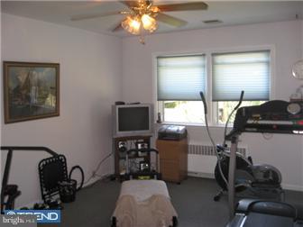 512 Collins Drive Springfield, PA 19064 - Photo 11 of 12 Bedroom 4