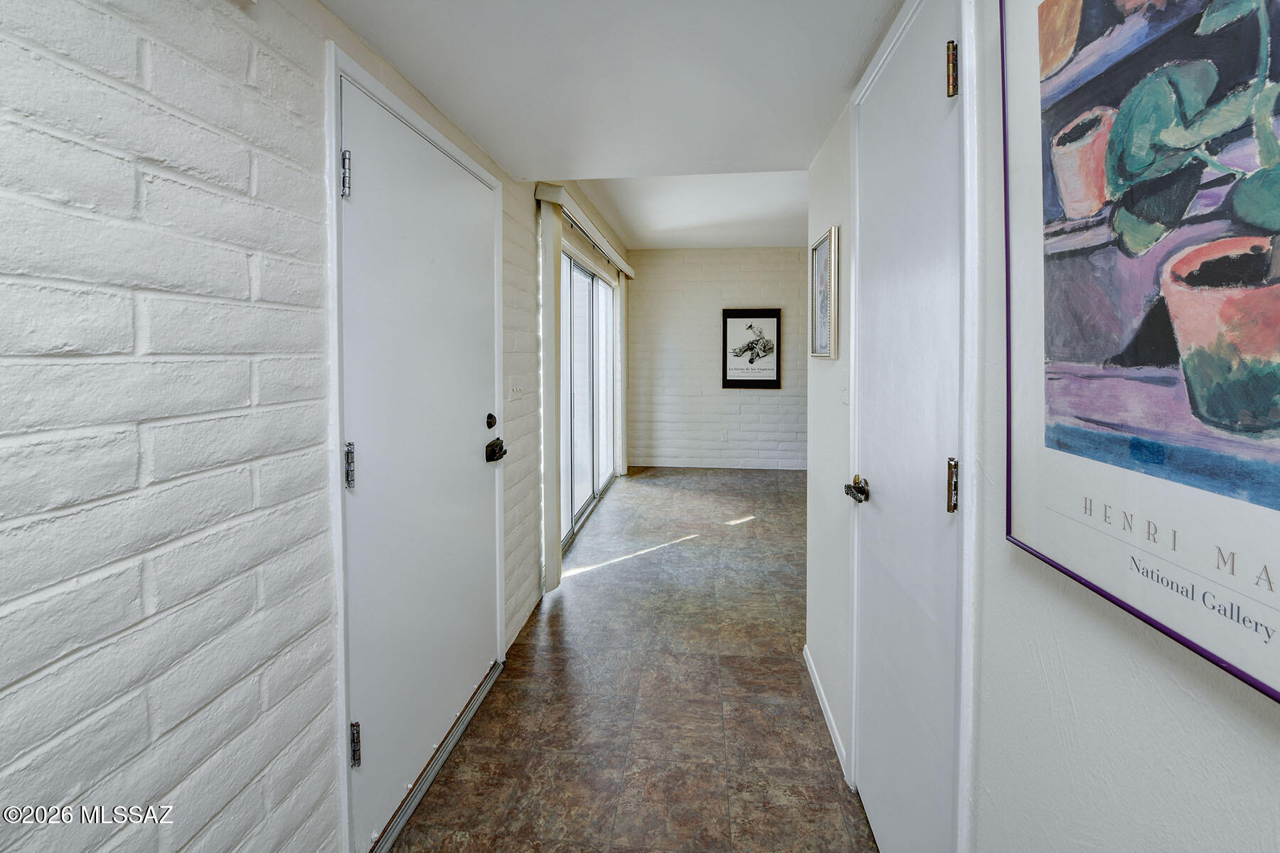 711 West Las Lomitas Road Tucson, AZ 85704 - Photo 9 of 29 FRONT ENTRY FACING LIVING ROOM