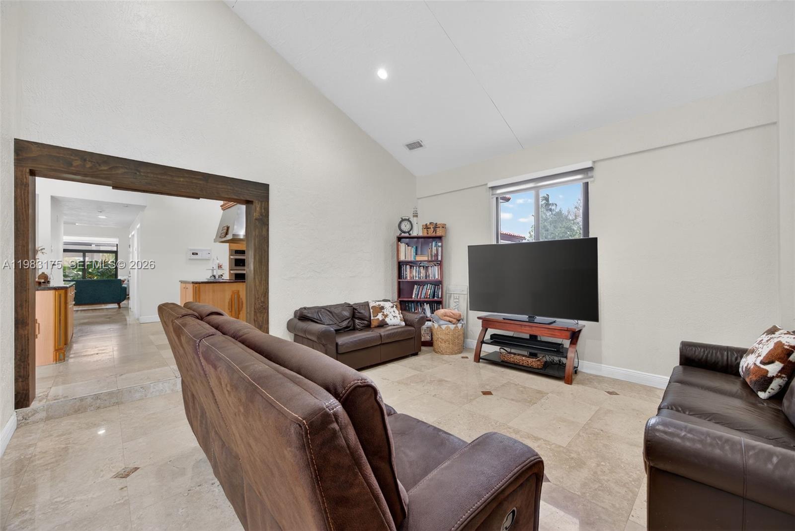 4159 Southwest 85th Avenue Miami, FL 33155 - Photo 20 of 57