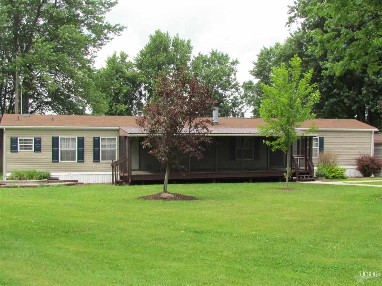 9110 Goshen Road Fort Wayne, IN 46818 - Photo 1 of 22