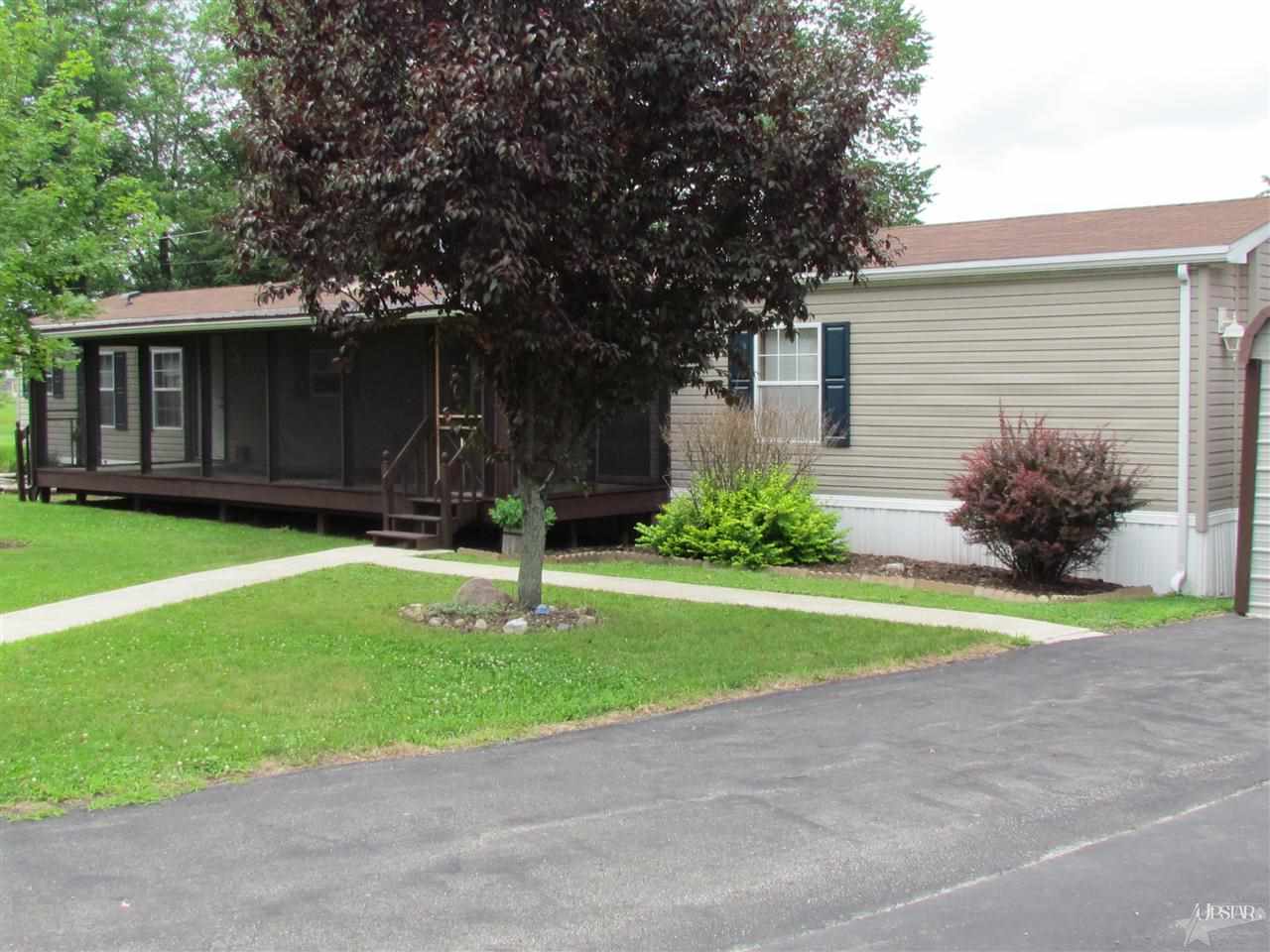 9110 Goshen Road Fort Wayne, IN 46818 - Photo 2 of 22