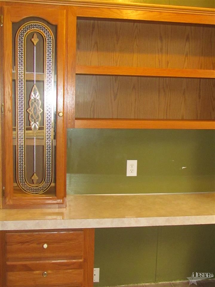 9110 Goshen Road Fort Wayne, IN 46818 - Photo 5 of 22