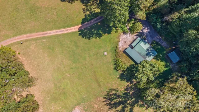 a view of a small yard