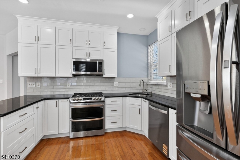 27 Liberty Ridge Road Bernards, NJ 07920 - Photo 6 of 30