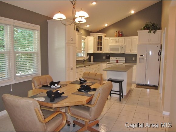 2525 Chapel Hill Road Springfield, IL 62702 - Photo 6 of 12