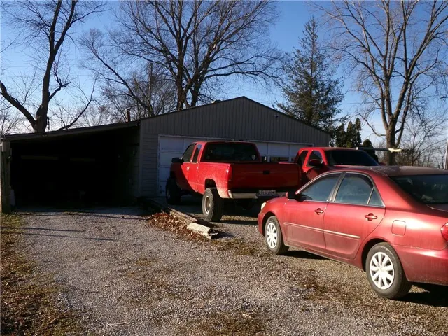 $195,000 | 31766 Horn Circle, Excelsior Springs, MO 64024