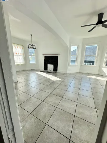 $979,950 | 1725 96th Avenue, Oakland, CA 94603