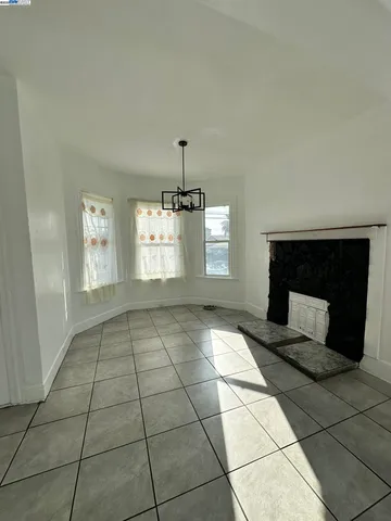 $979,950 | 1725 96th Avenue, Oakland, CA 94603