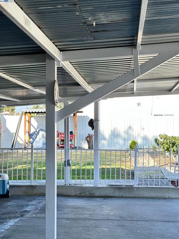 $979,950 | 1725 96th Avenue, Oakland, CA 94603