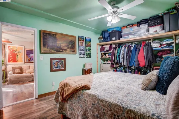 $949,950 | 1725 96th Avenue, Oakland, CA 94603