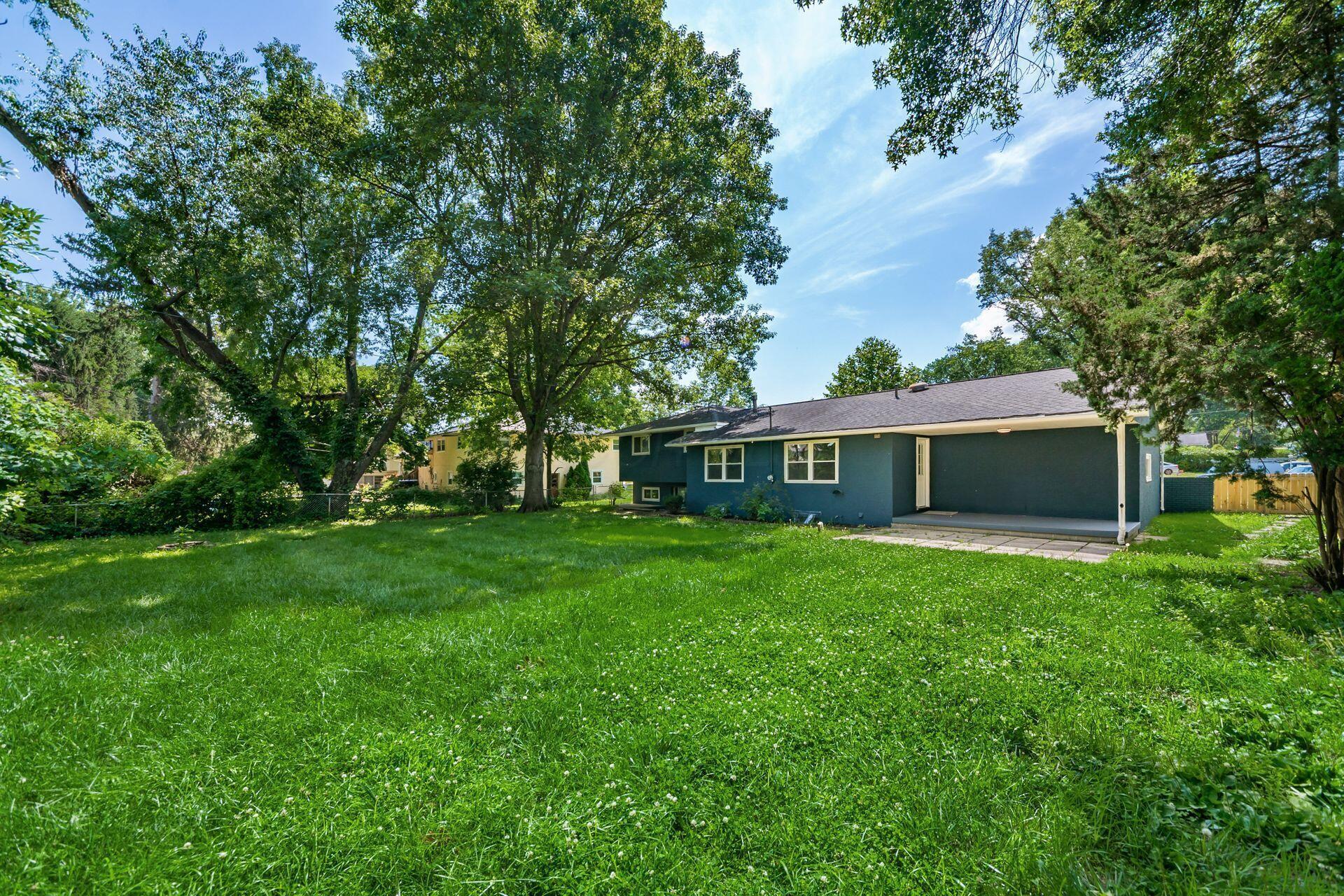 1344 Yorktown Road Columbus, OH 43232 - Photo 47 of 47 047_69e_L 204 Oakwood Ct014-2