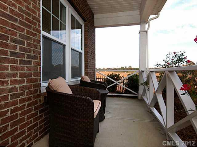 2324 Celandine Way Tega Cay, SC 29708 - Photo 2 of 16 Gallery Image 2