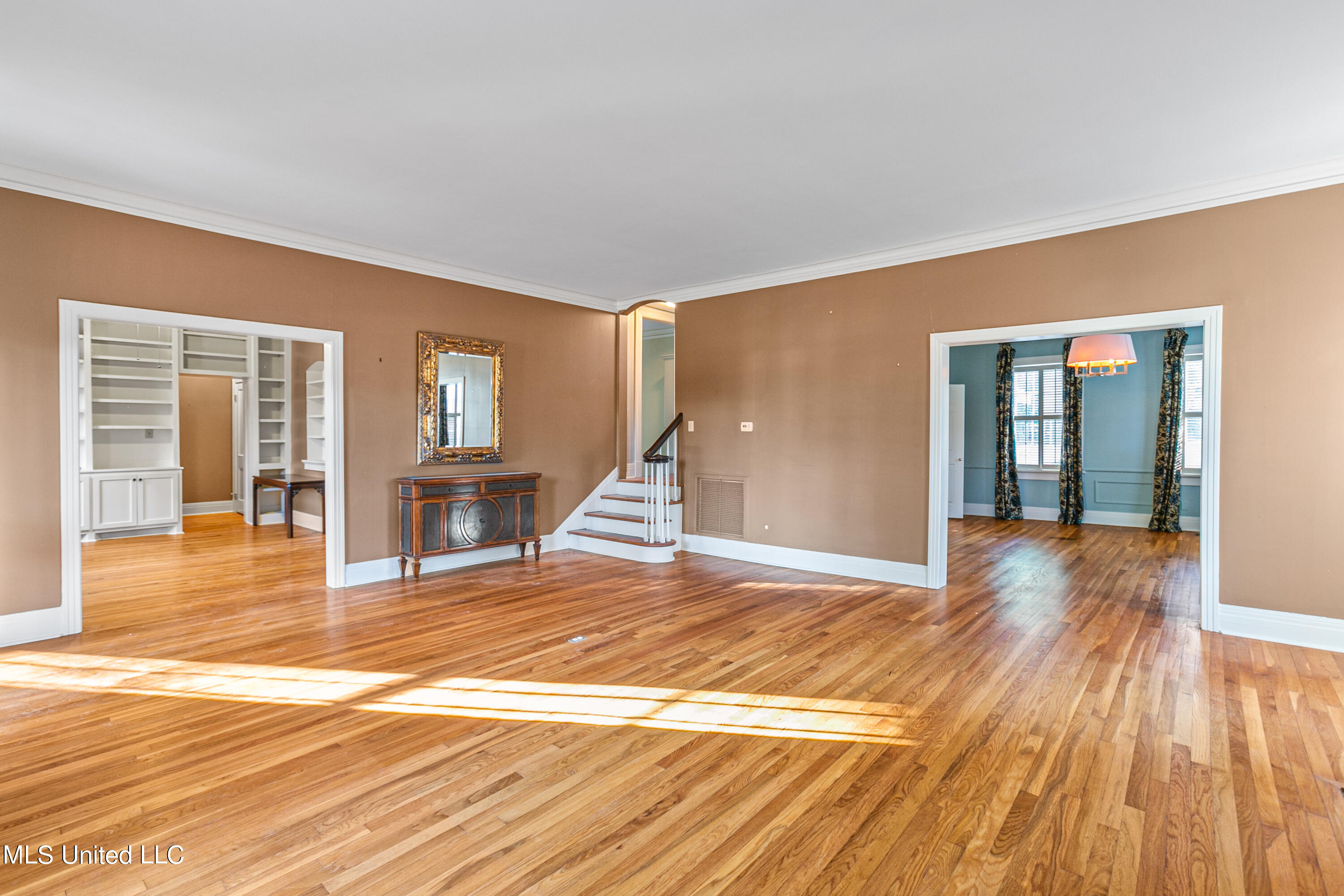 263 Ridge Drive Jackson, MS 39216 - Photo 14 of 35 263 Ridge St-8