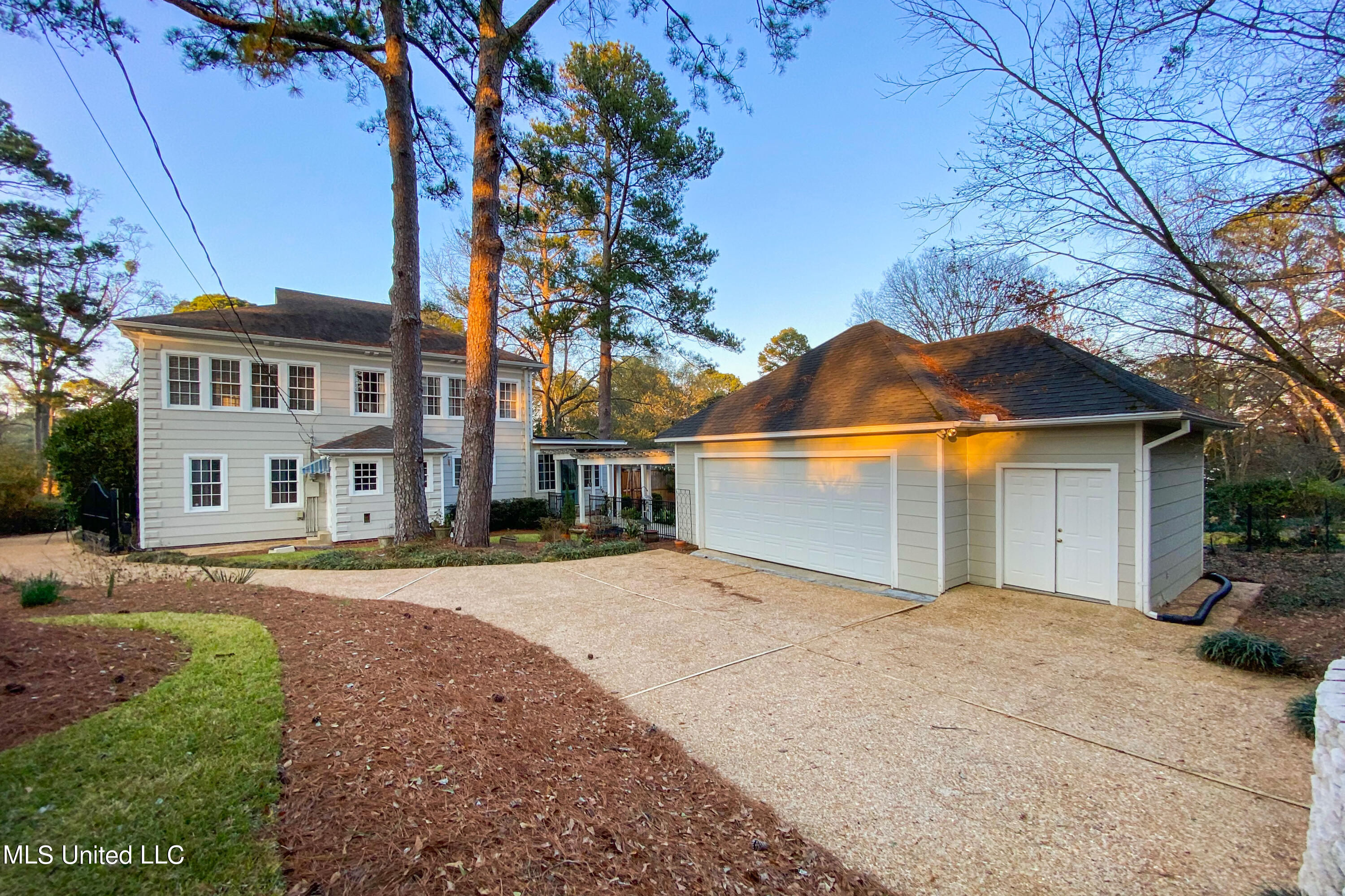 263 Ridge Drive Jackson, MS 39216 - Photo 31 of 35 263 Ridge St-34