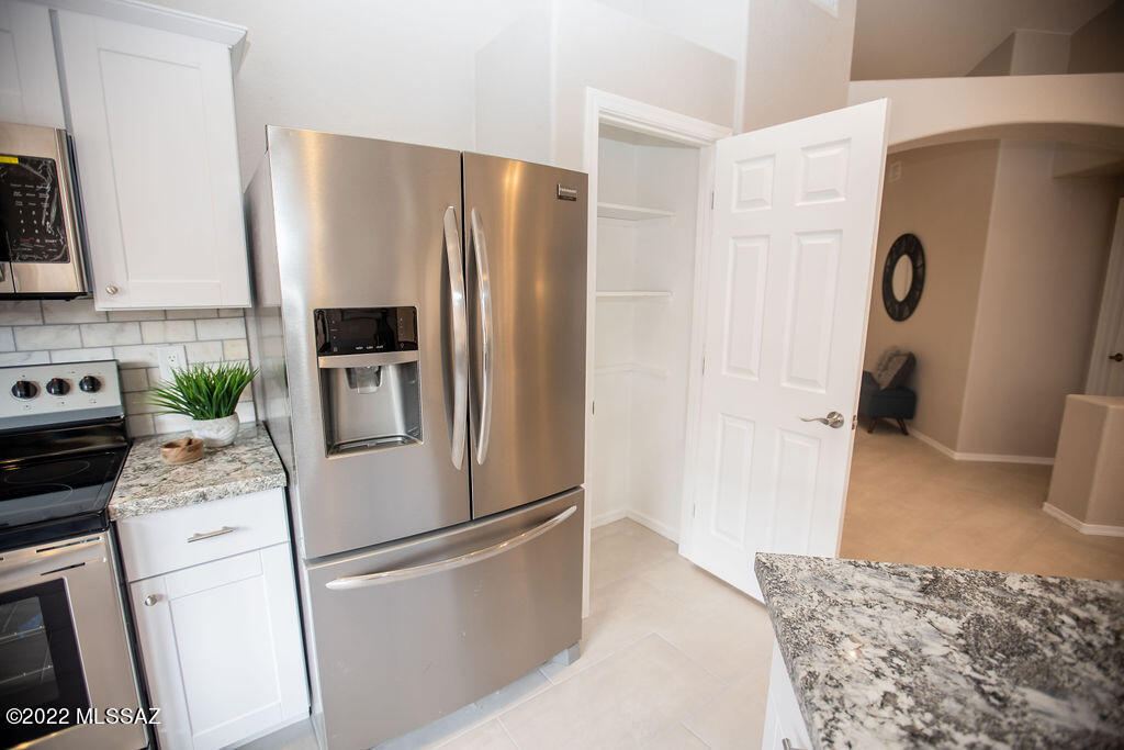 8714 North Frampton Place Tucson, AZ 85742 - Photo 6 of 46