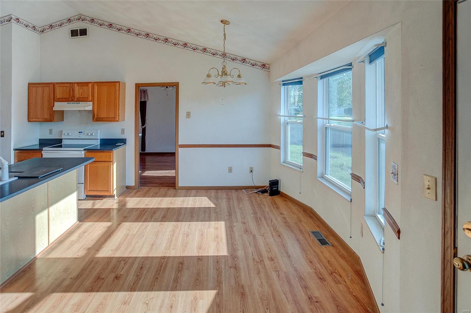 908 Crosswinds Drive Shiloh, IL 62221 - Photo 13 of 30